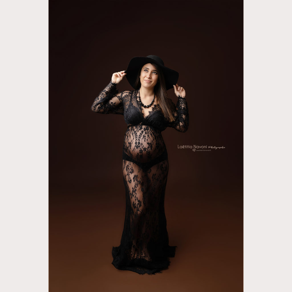 DIANA - Robe noire en dentelle, entièrement transparente)